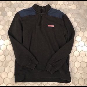 Vineyard vines sweatshirt